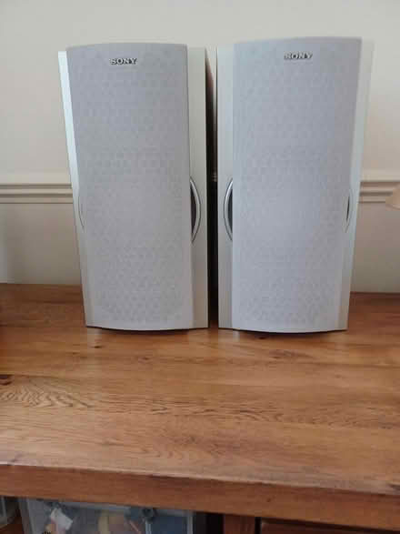 Photo of free Pair Sony speakers (Silchester) #1