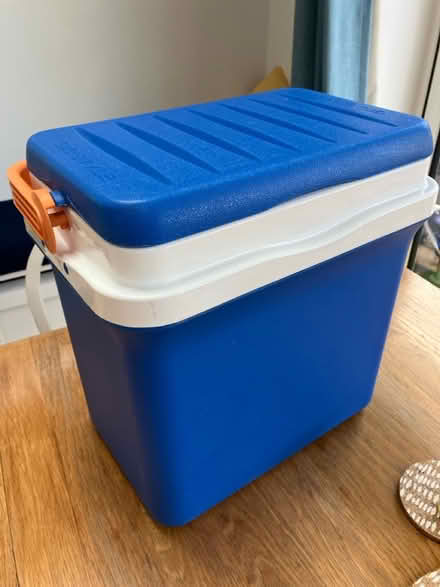 Photo of free Cool box (SG14 Hertford) #1