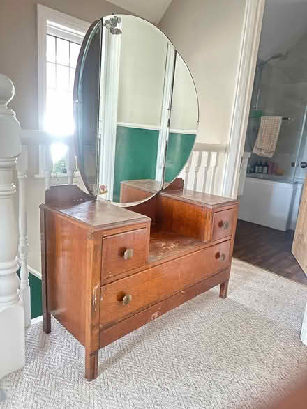Photo of free Dresser and mirror (Hampden Park BN22) #1