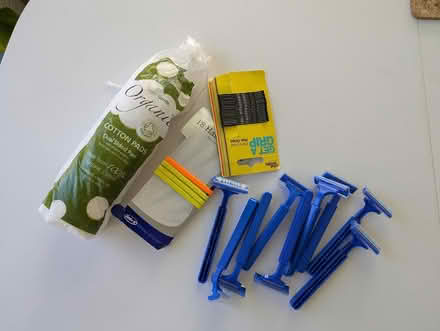 Photo of free Assorted bathroom items (Grange over sands LA11) #1