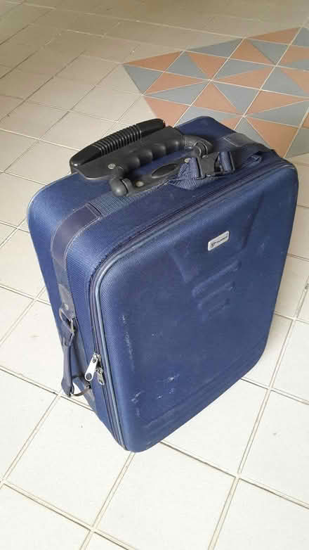 Photo of free Trolley Suitcase (Queenstown, near MRT) #1
