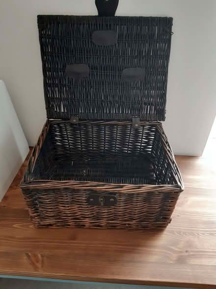 Photo of free Hamper box (Saint George's CO2) #2