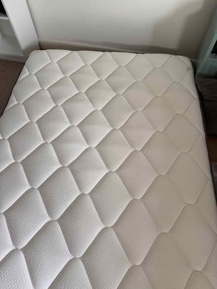 Photo of free Double bed (Raynes park SW20) #1