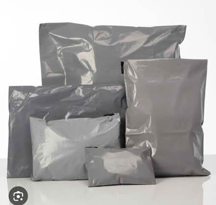 Photo of free Used Parcel bags various sizes (Eastfield PE1) #1