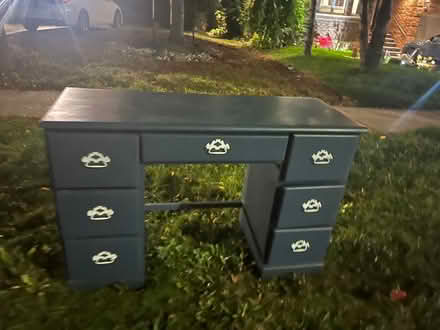 Photo of free Small desk (Glen Erin dr. Miss.) #1