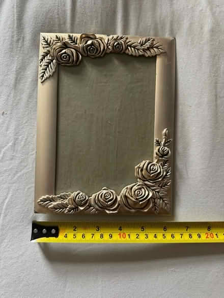 Photo of free flower photo frame (marden TN12) #1