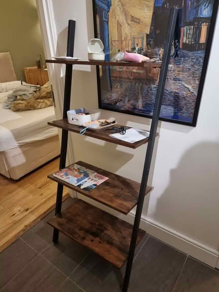 Photo of free Shelf (Clapham SW4) #1