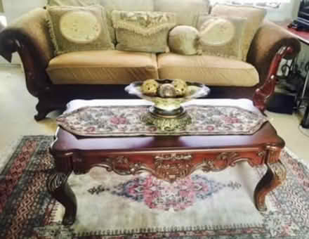 Photo of free Beautiful sofas (Ashtead, Surrey) #1