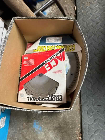 Photo of free Saw blades - circular (Shoreline) #1