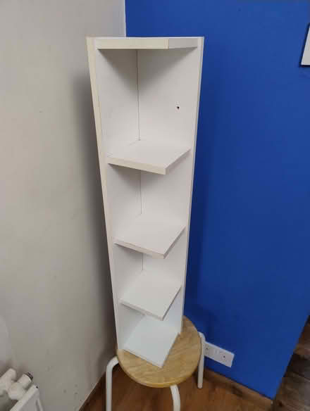 Photo of free Corner shelf. (The Grange EH9) #1
