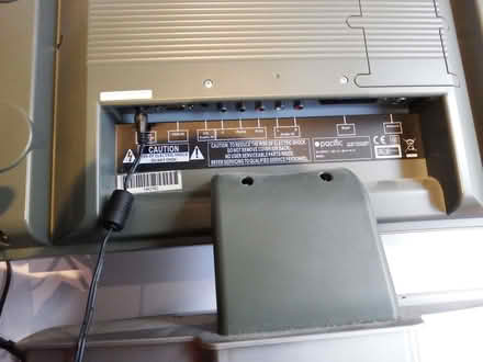 Photo of free 15" TV/DVD Combo (Spares or Repair) (Vale LA1) #4