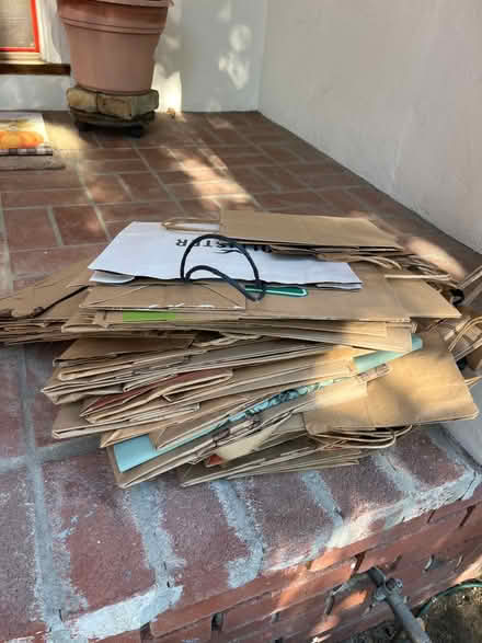 Photo of free Paper bags (East End Alameda) #1