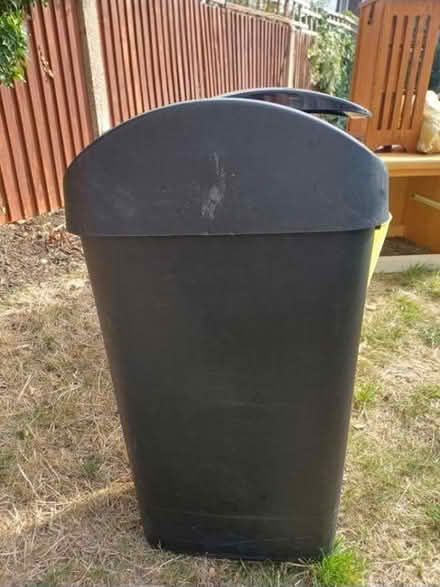 Photo of free Black swing lid bin (New Barnet EN4) #1