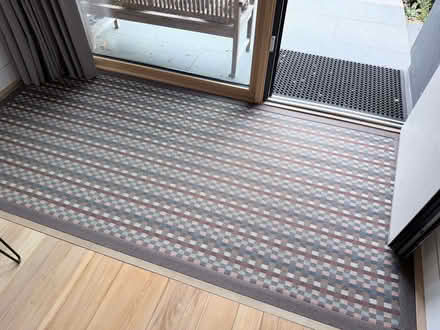 Photo of free Scottish ANTA rug in modern tartan pattern (West Common AL5) #2