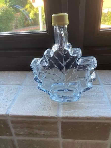Photo of free Maple Leaf Glass Bottle (Wellesbourne CV35) #1