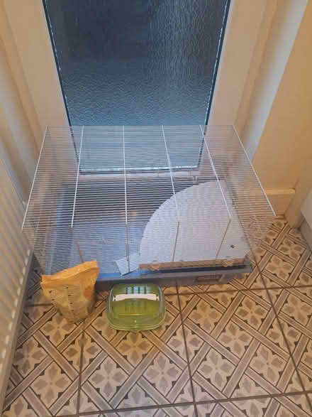 Photo of free Hamster cage, carrier and sand (Berkhamsted HP4) #1