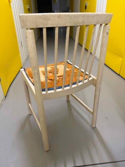 Photo of free Mid century chair (SW1V 2SW) #2