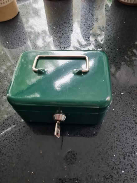 Photo of free Small cash box. (Kingsway BA2) #1