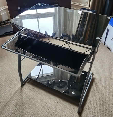 Photo of free Computer desk (Tunbridge Wells N. TN4) #1