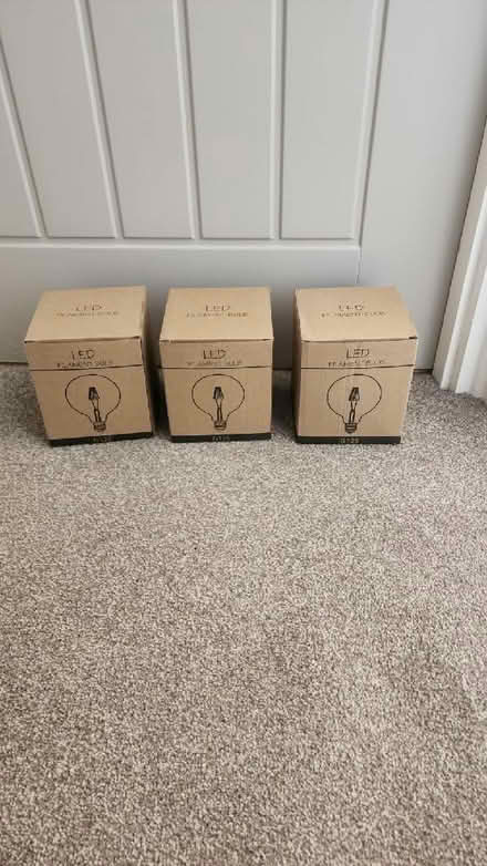 Photo of free Bulbs (Congleton CW12) #2
