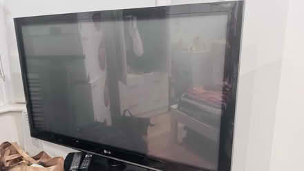 Photo of free lg 50ps3000 tv (Hounslow TW4) #1