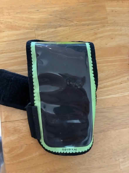 Photo of free Bicycle phone case (Gomshall gu5) #1