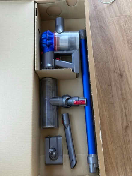 Photo of free Dyson V7 Motorhead vacuum cleaner (Chelmsford CM2) #1