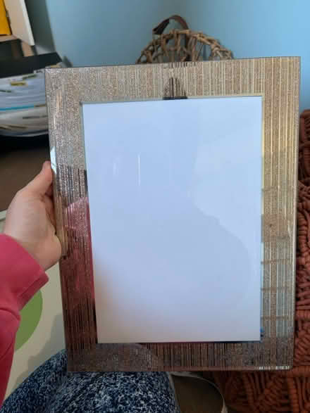 Photo of free Sparkly A4 Picture Frame (Catcliffe S60) #2