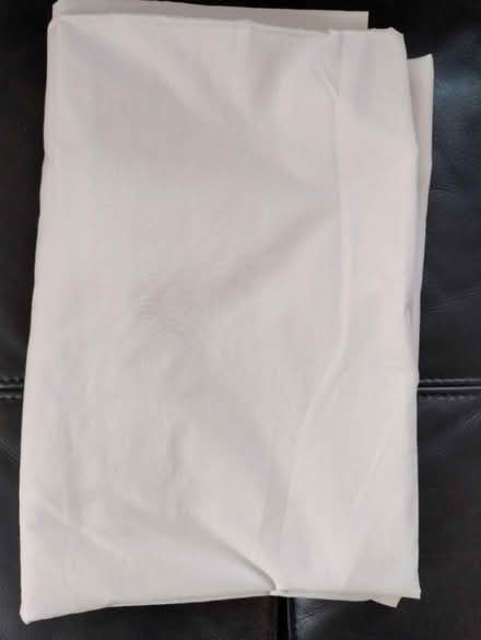 Photo of free Poly cotton fitted double sheet (North Kensington W10) #1