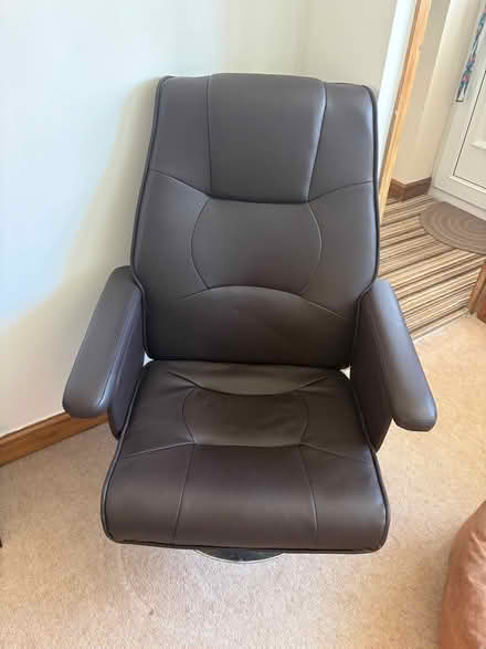 Photo of free Office chair (reclining) (Oswestry SY11) #2