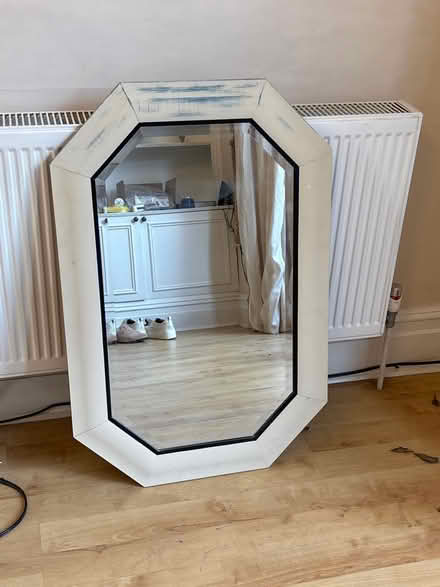 Photo of free Mirror (SW19 Gap Road) #1