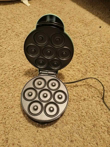Photo of free Mini donut maker (Odenton, near Odenton Elem) #2