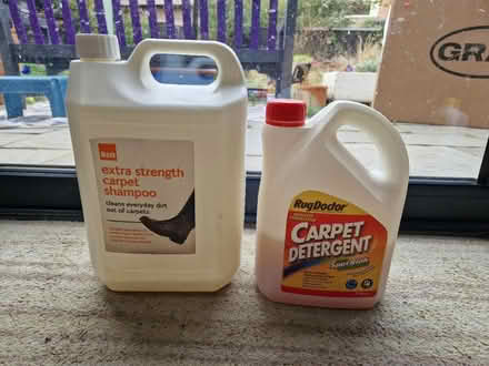 Photo of free Carpet shampoo (Rusthall, TN4) #1