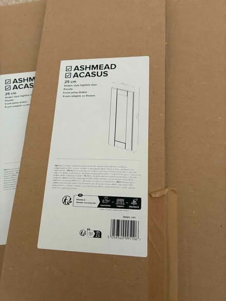 Photo of free B&Q ‘Ashmead’ Kitchen Cupboard Door in Pebble (Appleby-in-Westmorland CA16) #3