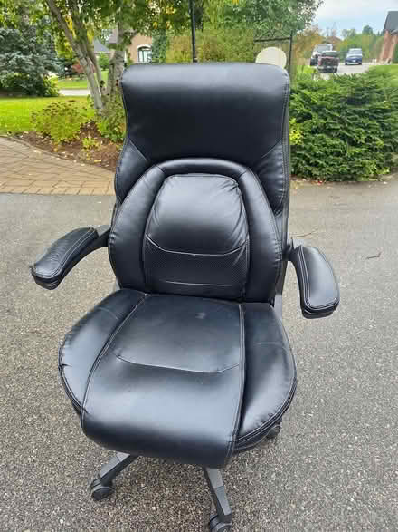Photo of free LazyBoy office chair (Aberfoyle, 5 mins S of Guelph) #2
