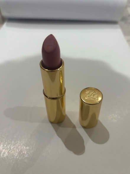 Photo of free 2 x Lipstick (MAC & Estée Lauder) (Ha1) #3