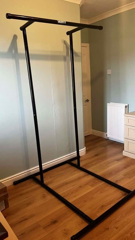Photo of free Freestanding Pull up / dips bar (Barleybank G66) #2