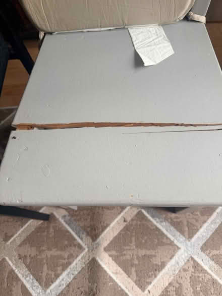 Photo of free quick grab (E14JD) #2