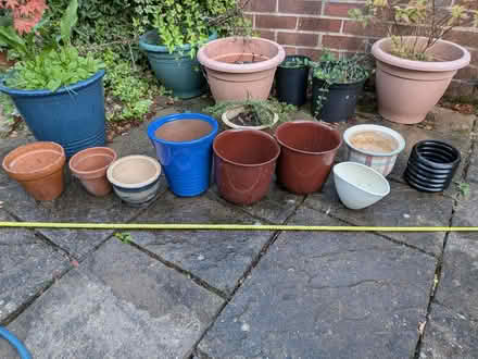 Photo of free 9 ceramic plant pots (Cannon Park CV4) #2
