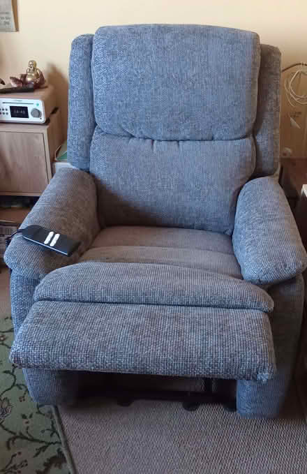 Photo of free 2 recliner chairs (Bromyard HR7) #2