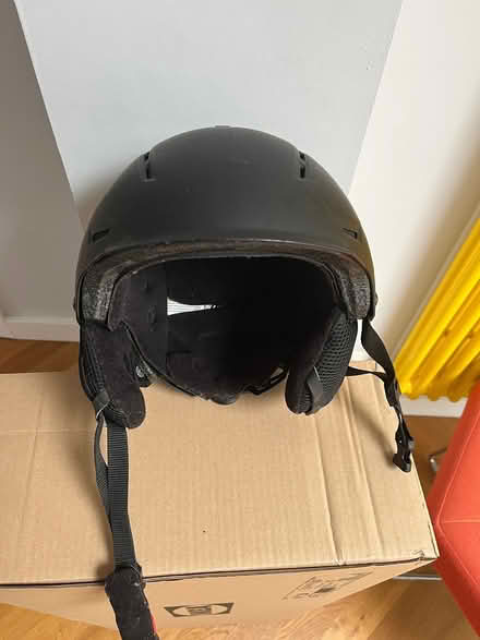 Photo of free Kids skiing helmet (Twickenham TW1) #1