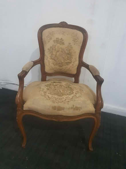 Photo of free Chair (Wandsworth SW18) #1