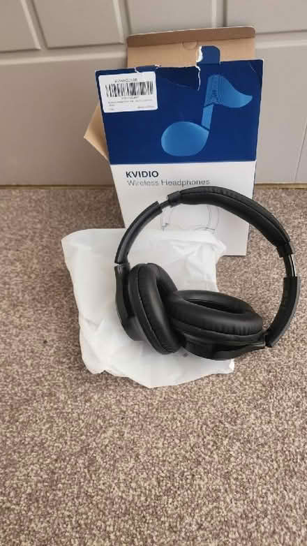 Photo of free Wireless headphones (Congleton CW12) #1