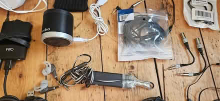 Photo of free Audio items: dock, speaker, cables (Sherwood NG5) #3