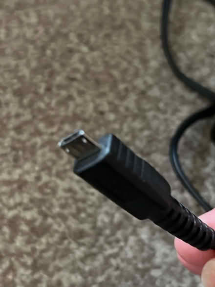 Photo of free Blackberry phone charger (Twerton BA2) #2
