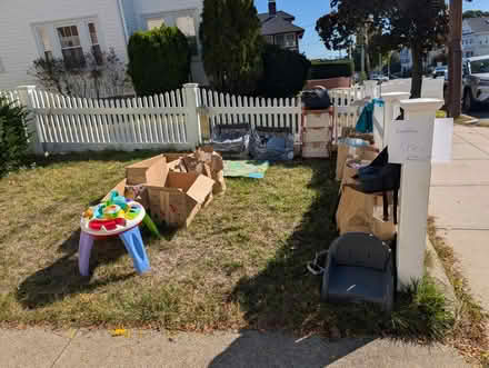 Photo of free Curb alert (Payson Park, Belmont) #1