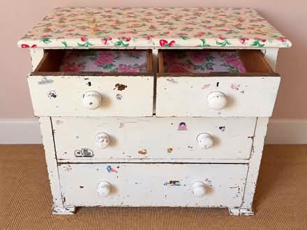 Photo of free Chest of drawers (Elizabeth Gate TW9) #2