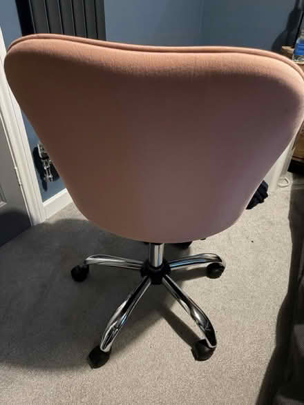 Photo of free Pink swivel chair (Crook DL15) #2