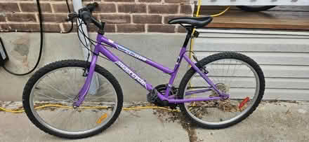 Photo of free Woman's bicycle (Upper Beaches) #2