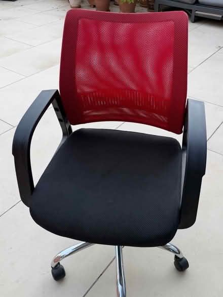 Photo of free Home Office Chair (Harpenden AL5) #1